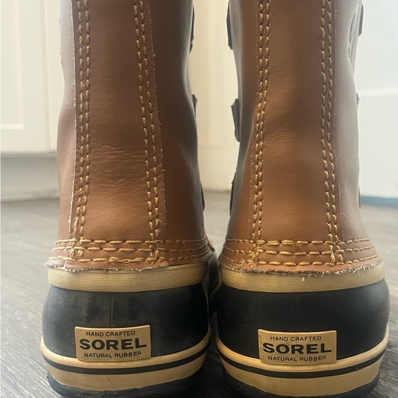 SOREL Caribou Waterproof Winter Boots Size 5 main image 5